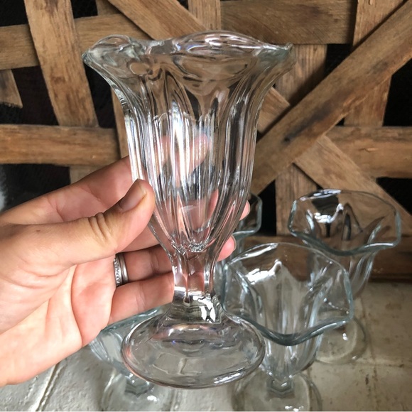 Vintage style soda fountain glasses set of 6 (45) - Picture 3 of 7